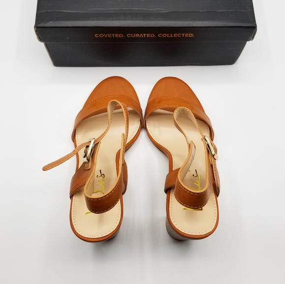 Dauphine Natural High Heel Sandals - Picture 5 of 8